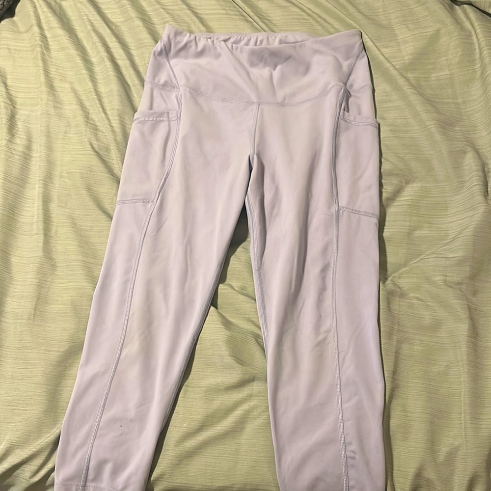 Lavender Apana Cropped Leggings with pockets